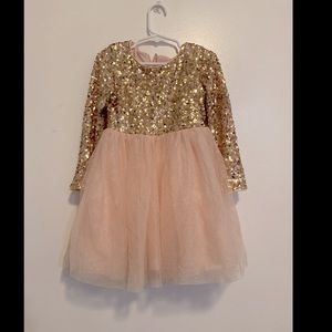 Cat & Jack. Girls XS (4/5). Pink dress with gold sequins.